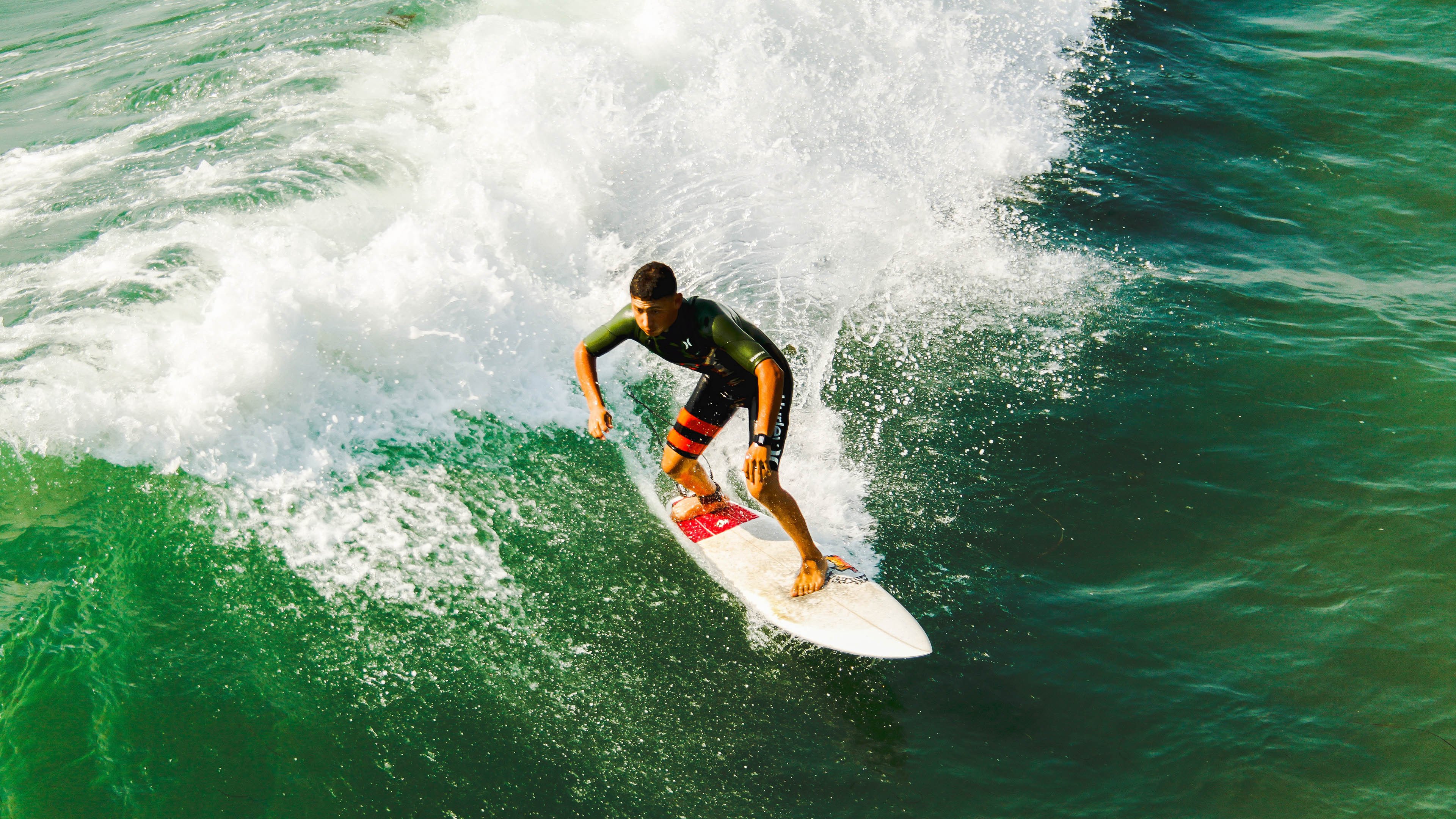 九游下载安装-科贝特优雅泳姿背后蕴藏惊人实力，科特贝德机电设备(北京)有限公司  第2张