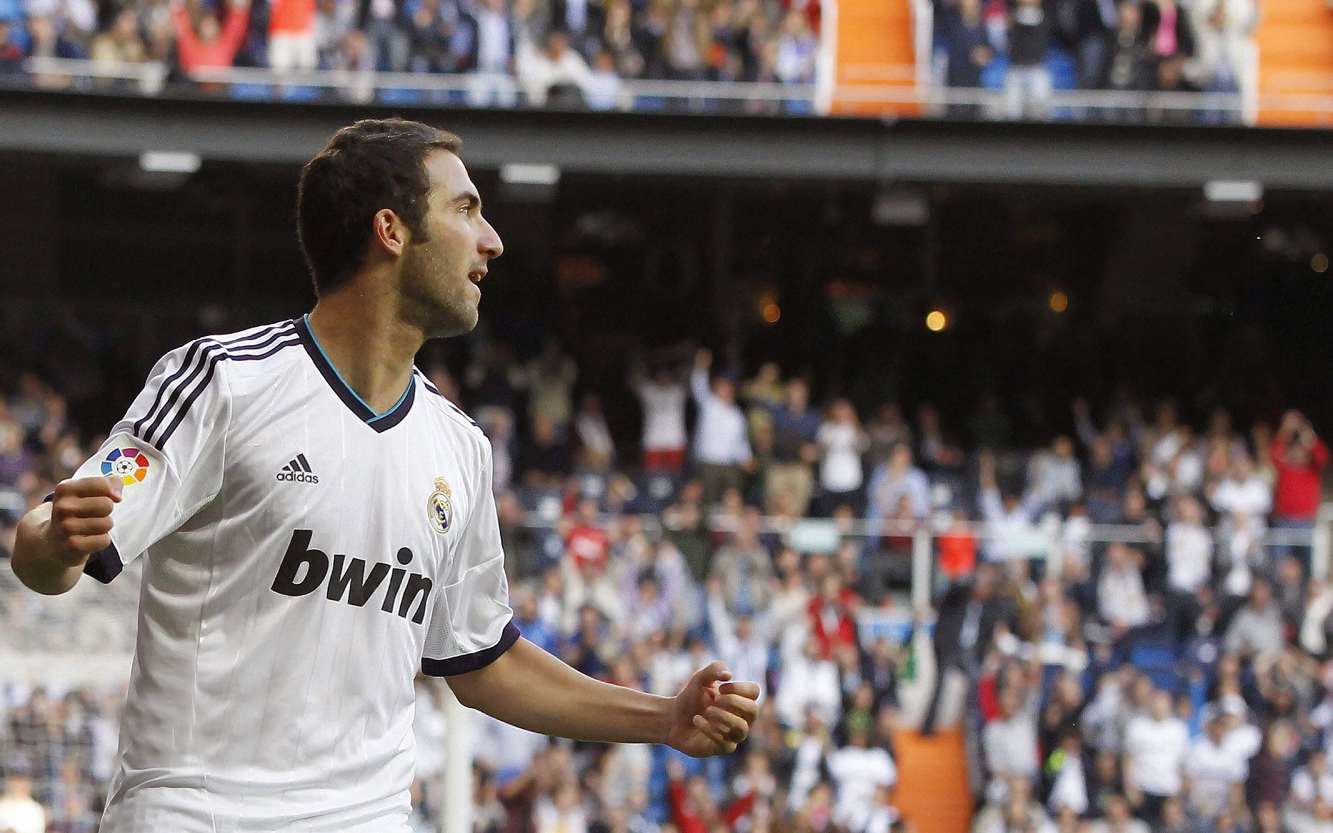 Jiu You-_未来运动装备：AI辅助促运动表现_，运动辅助工具有哪些